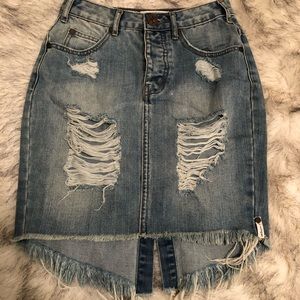 One teaspoon denim skirt size 25